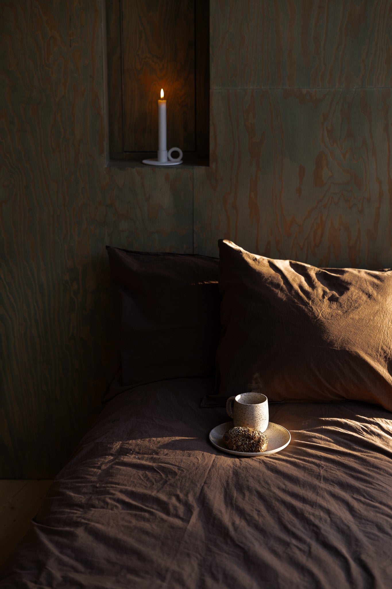 Påslakanset Crinkle Espresso (230x220cm)