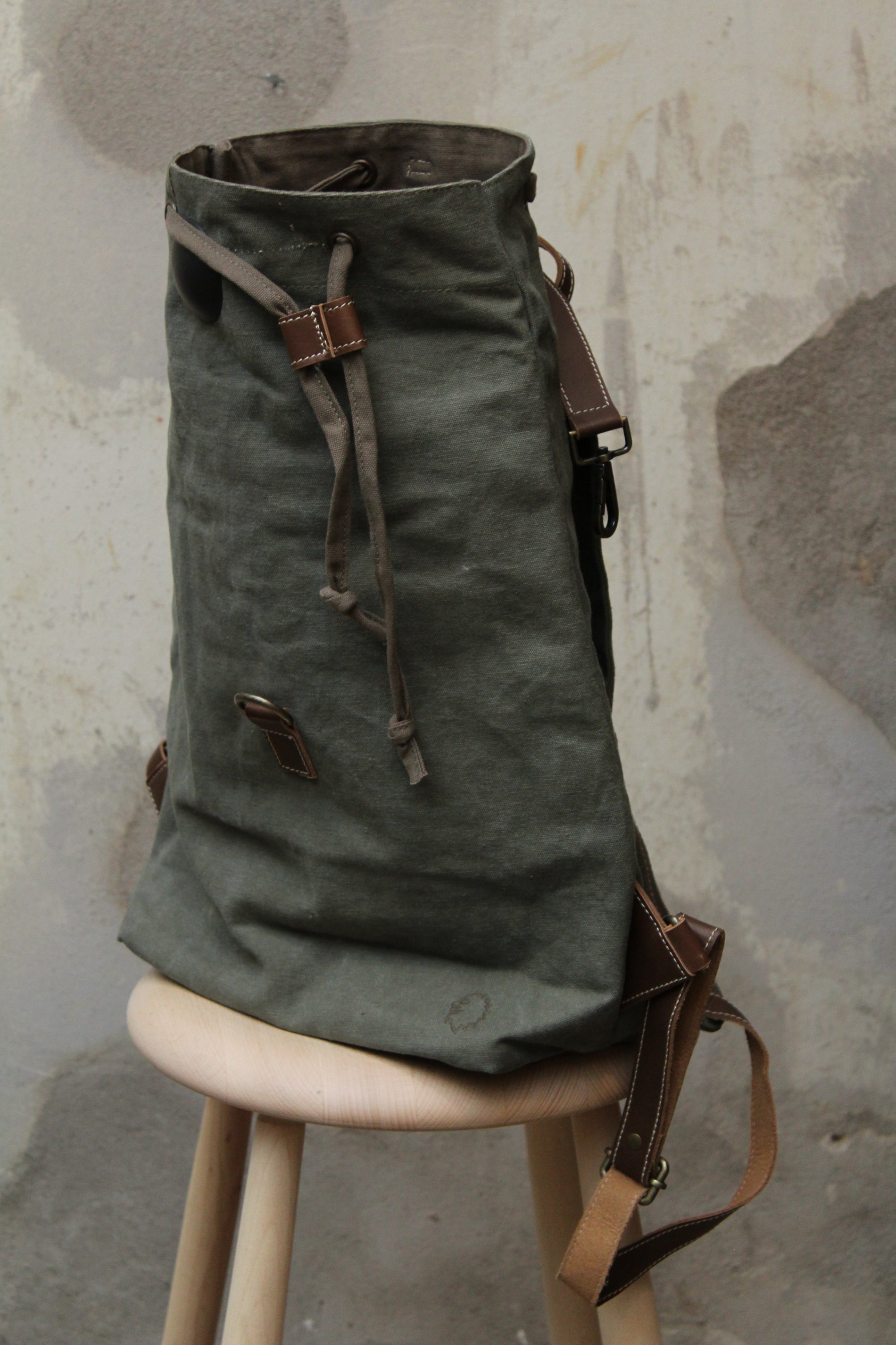 Knösa Ryggsäck Khaki