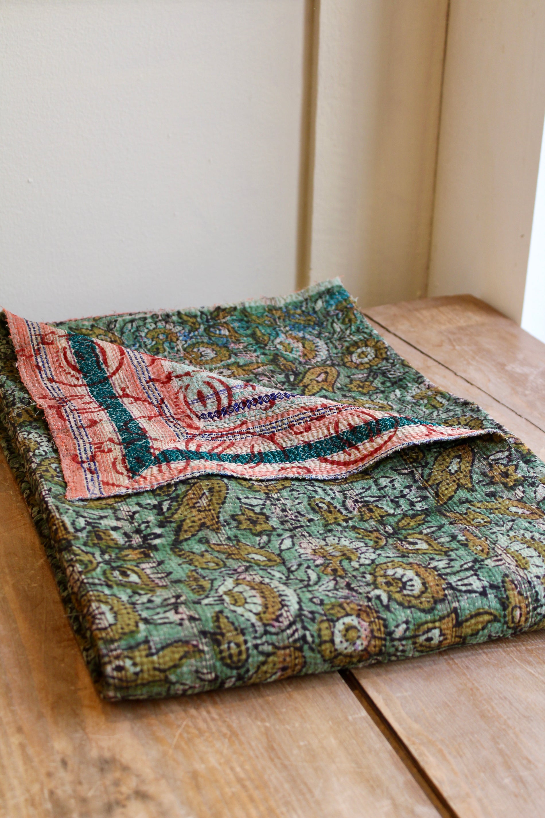 Kantha Överkast Printad Grön