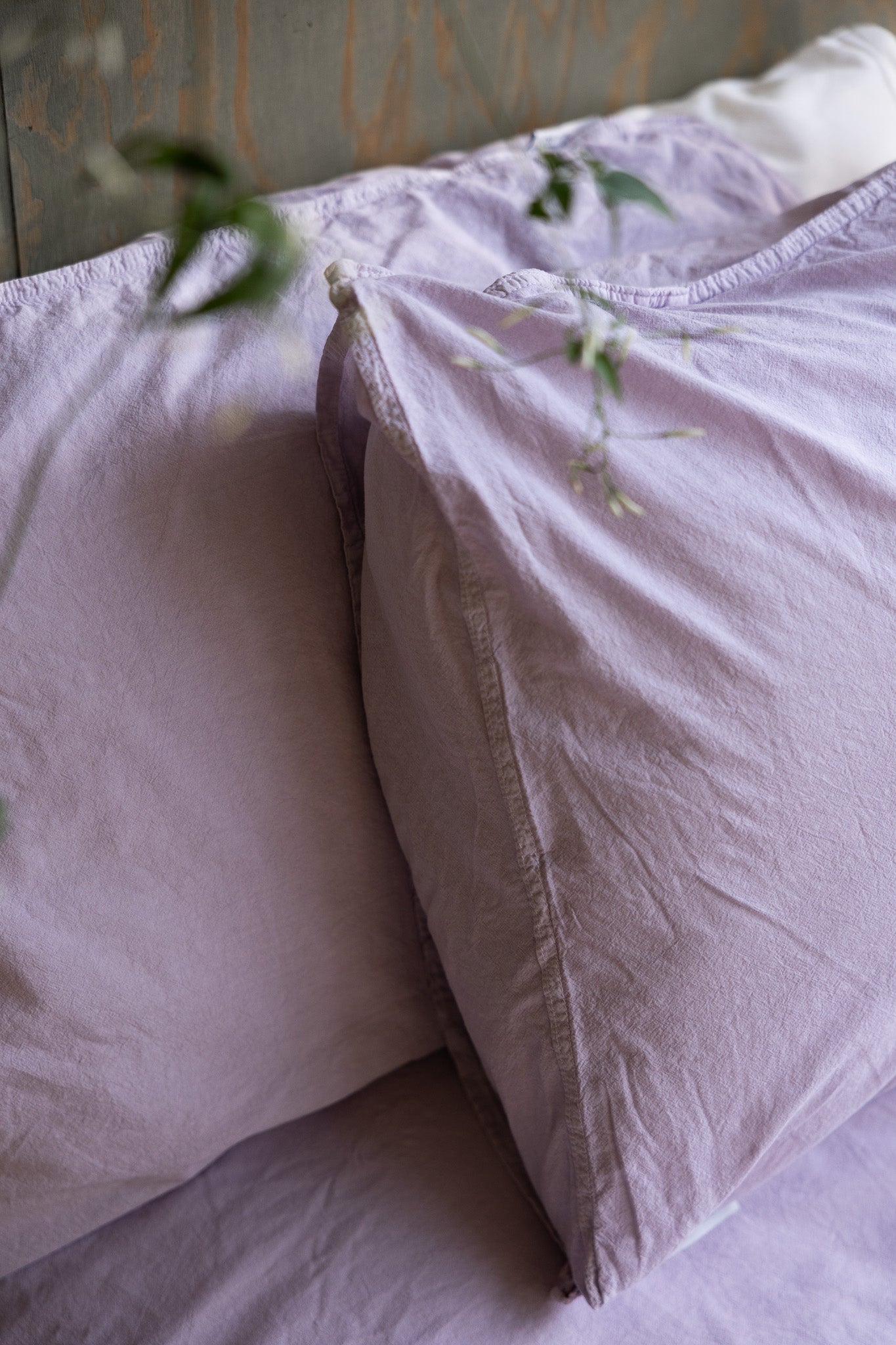 Kuddfodral Crinkle Creamy Violet (50x90cm)