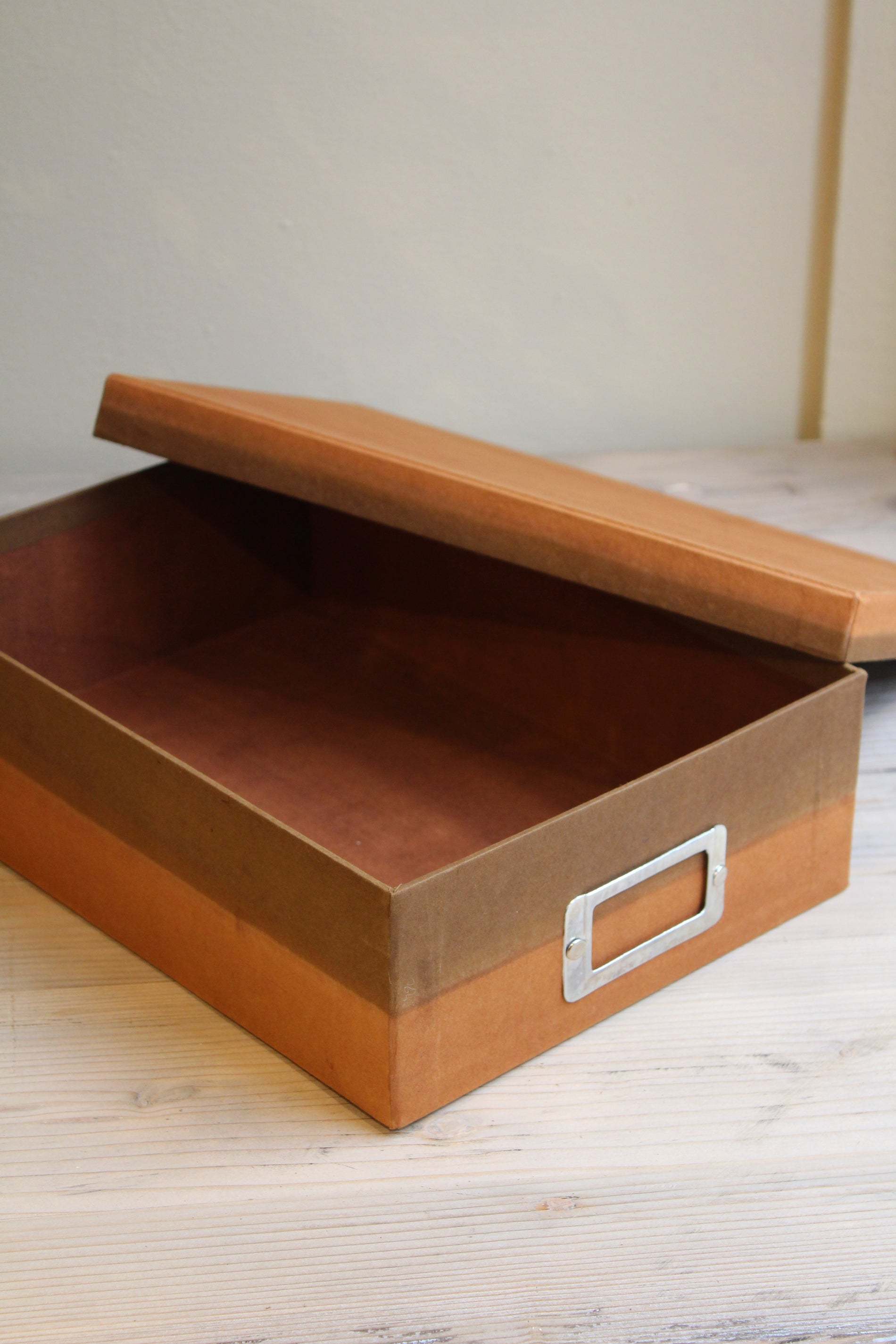 AB Smålands pappersbruk - Mellan