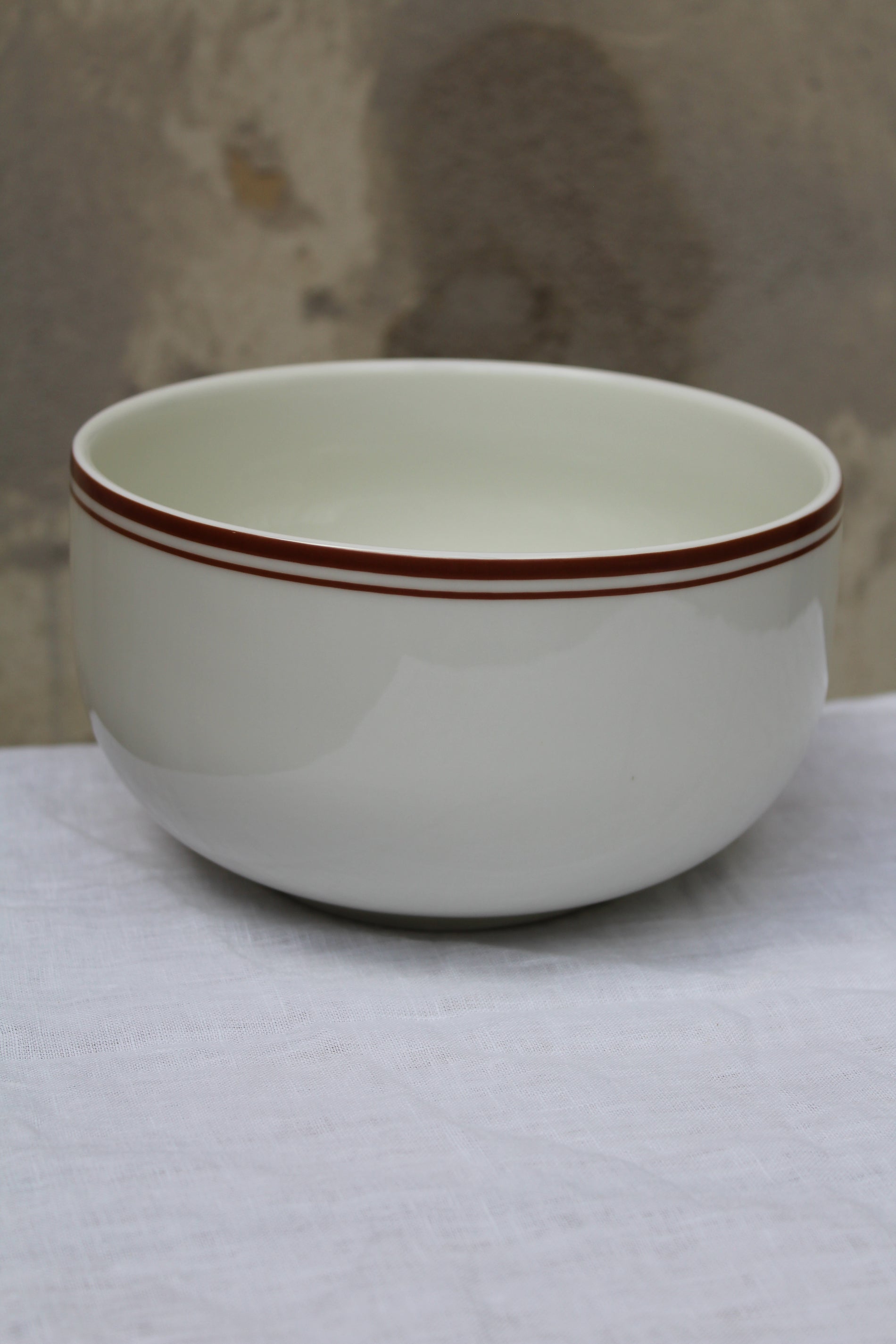 Minnen från Paris - Bowl - Brown