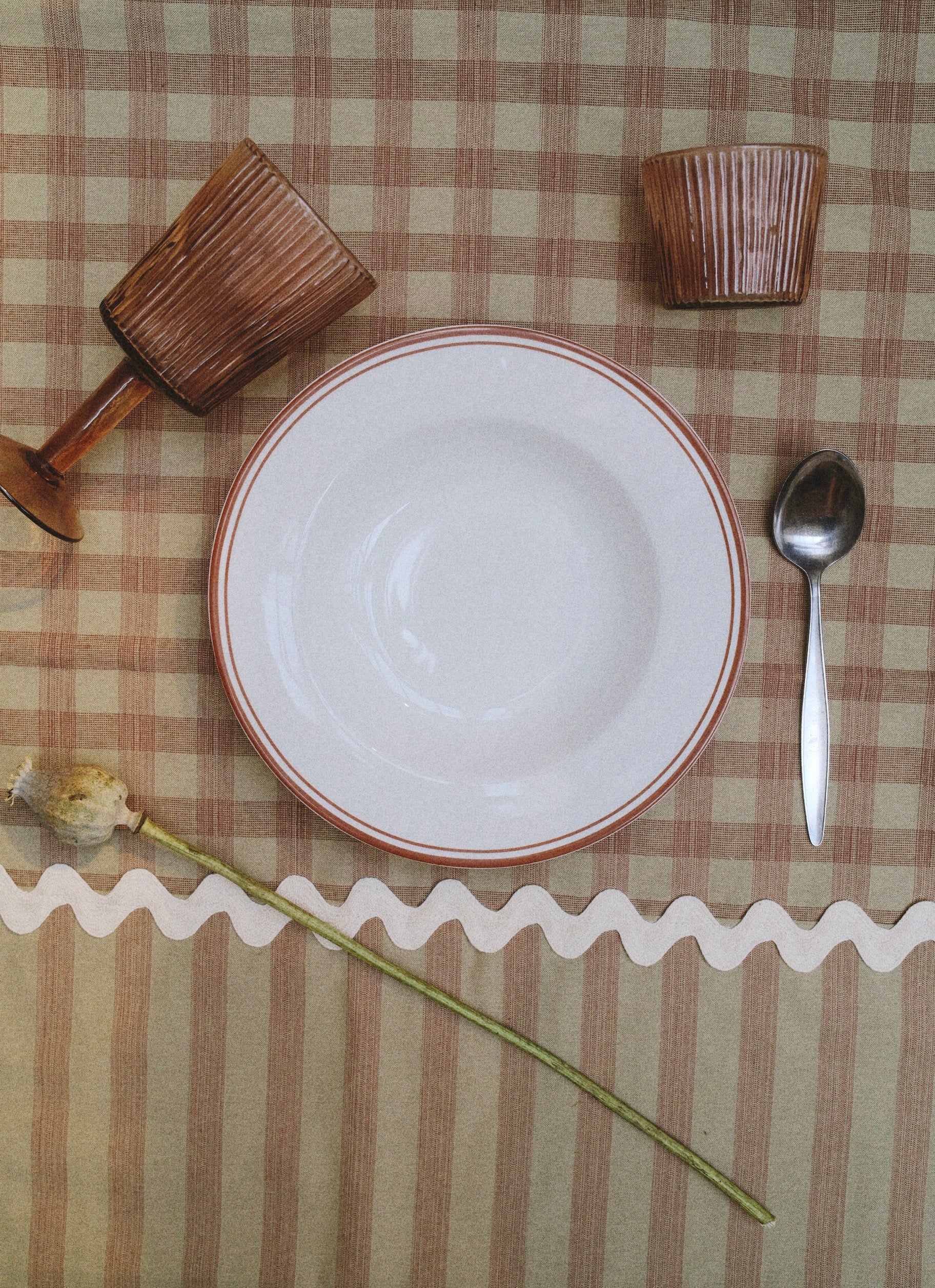 Minnen från Paris - Soup plate - Brown