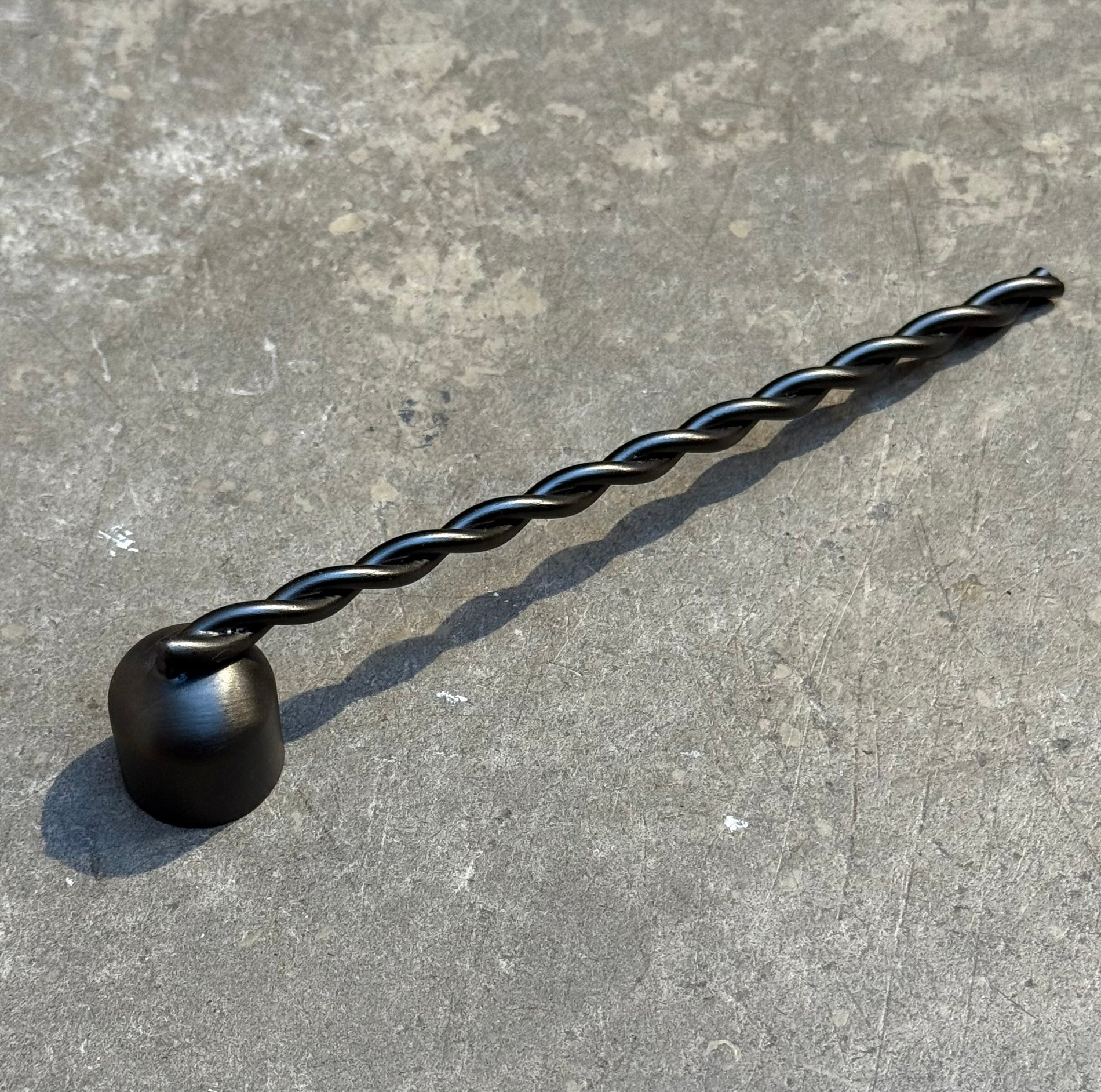 Twist candle Snuffer