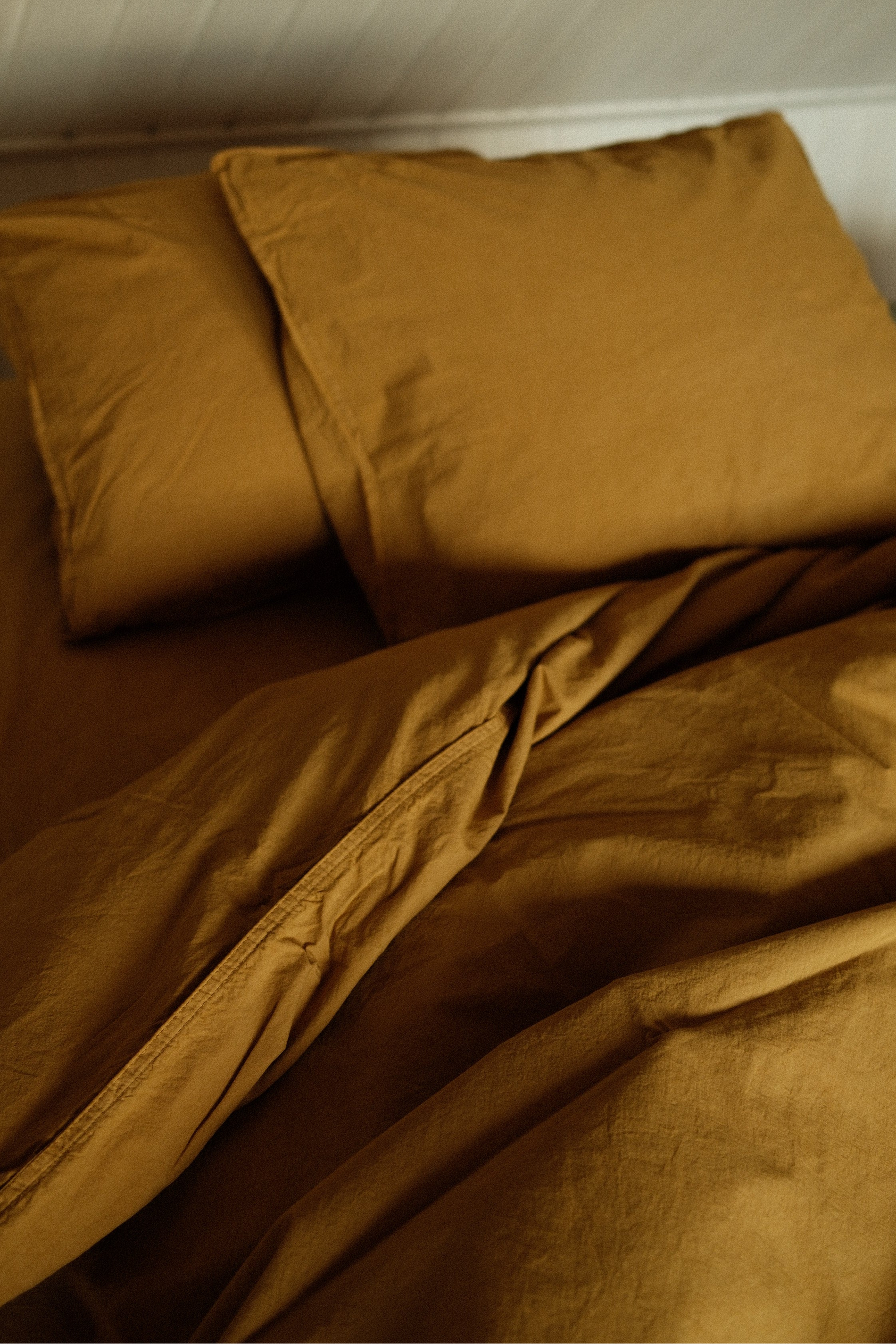 Påslakanset Crinkle mustard gold 150x210cm