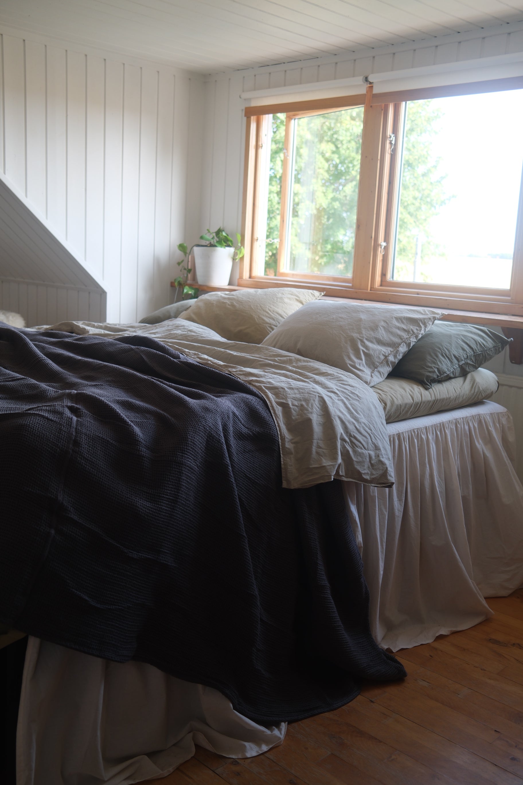 Påslakanset Crinkle Feather Grey (150x210cm)
