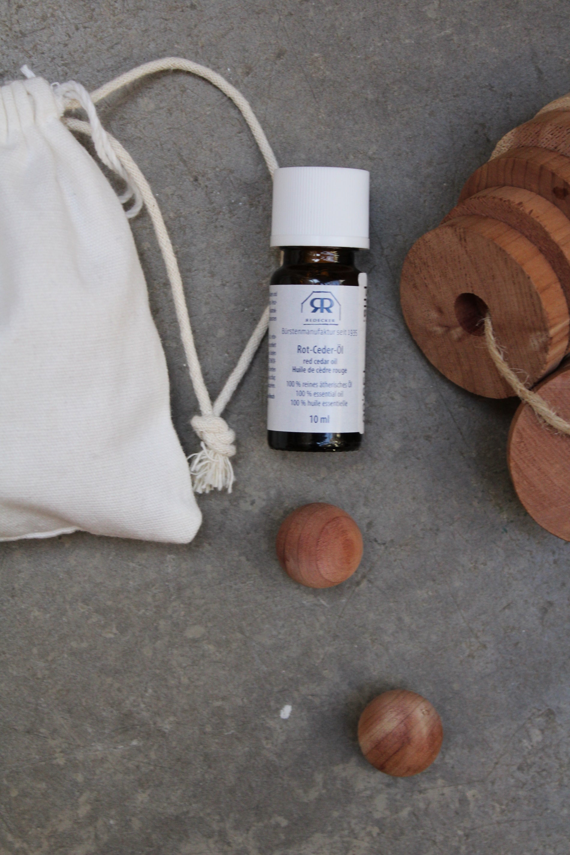 Röd Cederolja 10 ml – Naturligt Malskydd
