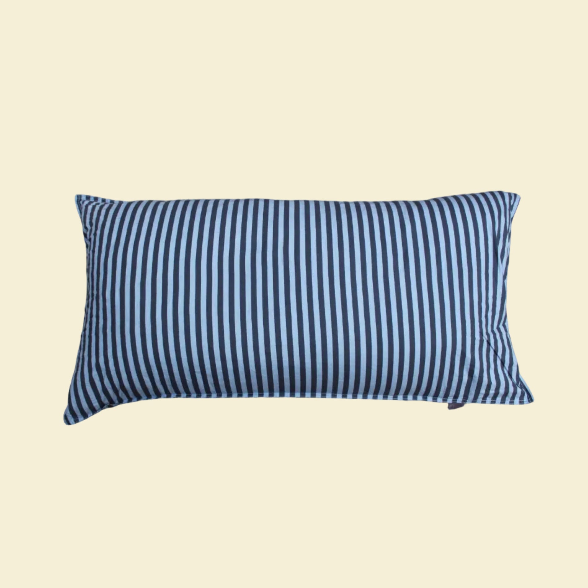 Tivolistripe Kuddfodral 50x90cm - Blue